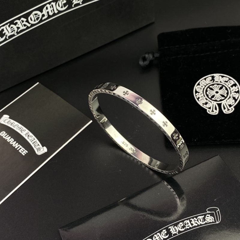 Ch*0me He**ts bracelets